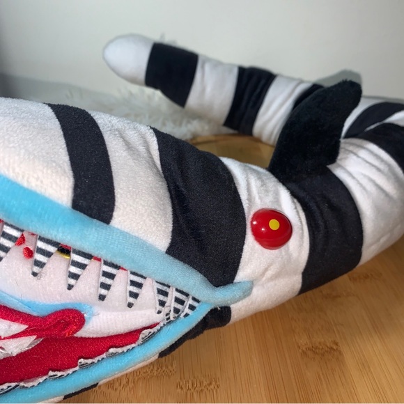 Beetlejuice Sandworm Plush Spirit Halloween Medium Sized - Picture 3 of 6